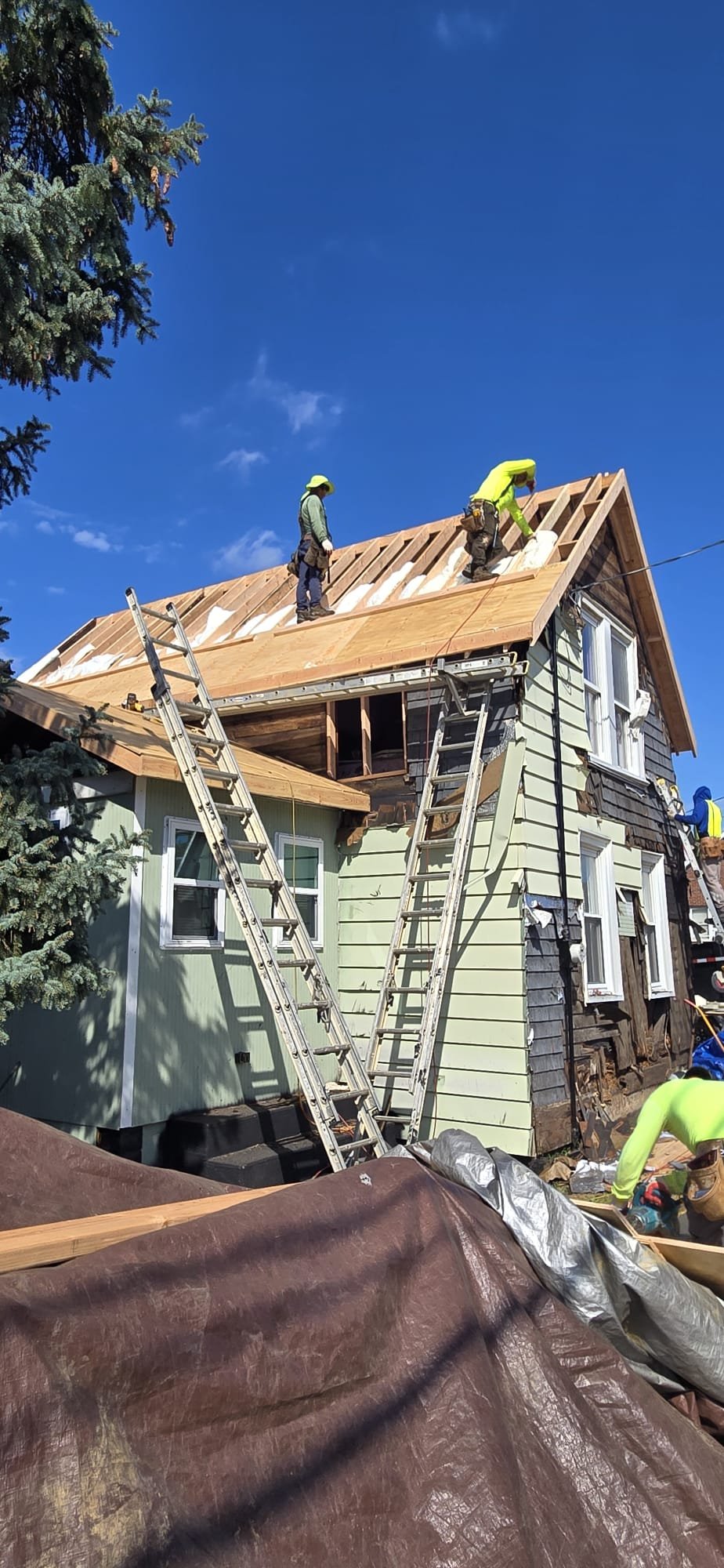 Roofing contractor in Long Island